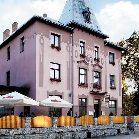 Hotel Grand Řevnice Zewnętrze zdjęcie