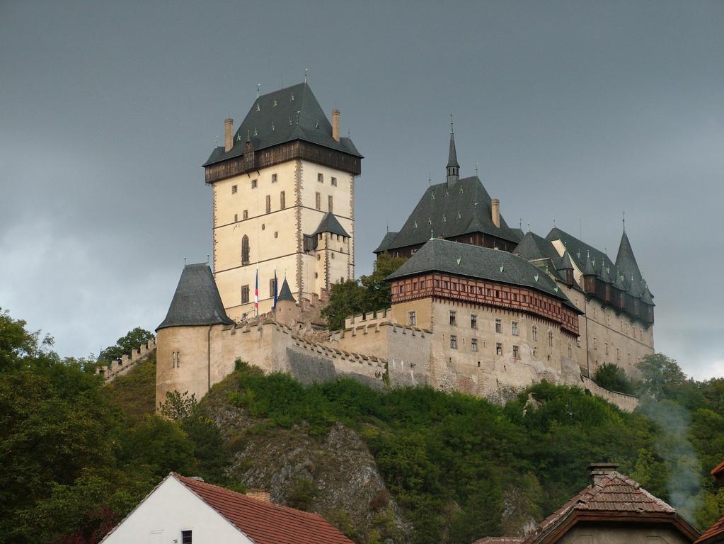 Hotel Grand Řevnice Zewnętrze zdjęcie